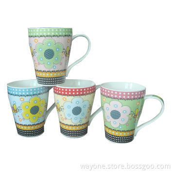Earthware Mugs, Cartoon, Fashion Shape, Made of New Bone, Fine China and Porcelain